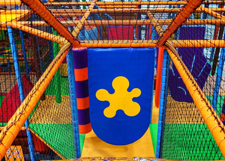 Aktiv-Hus Schatzinsel Kletterlandschaft